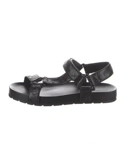 Pre-owned Bottega Veneta Leather Gladiator Sandals In Black