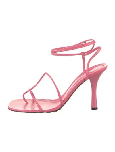 Pre-owned Bottega Veneta Leather Gladiator Sandals In Pink