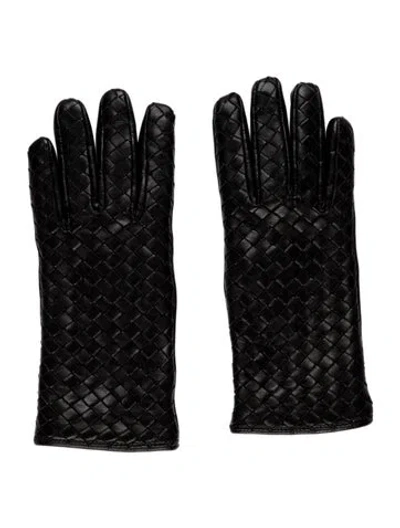 Pre-owned Bottega Veneta Leather Gloves In Black