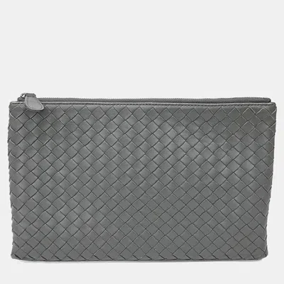 Pre-owned Bottega Veneta Leather Grey Mini Clutch In Gray