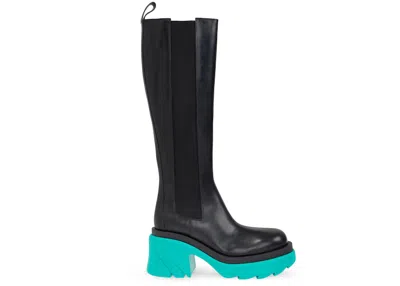Pre-owned Bottega Veneta Leather Heel Boot Water (women's) Sneakers In Black/blue