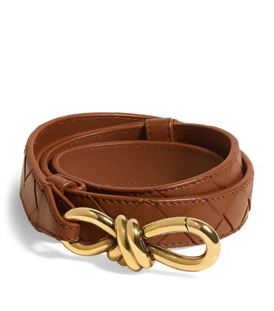 Bottega Veneta Leather Intrecciato Andiamo Belt In Red