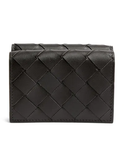 Bottega Veneta Leather Intrecciato Trifold Wallet In Green