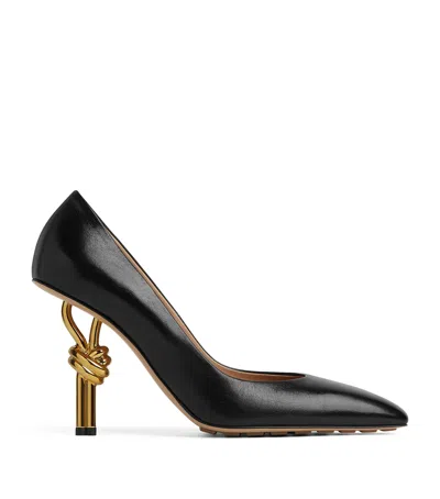 BOTTEGA VENETA LEATHER KNOT PUMPS 90