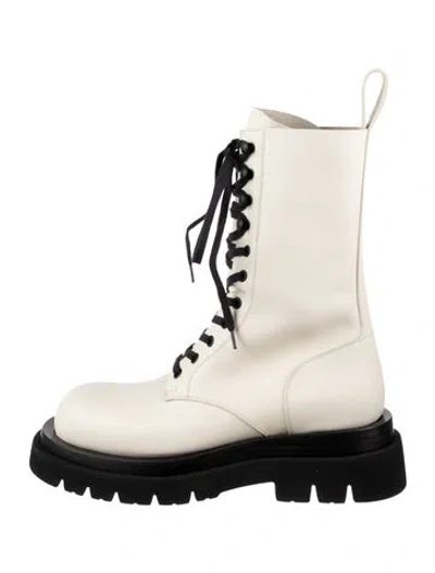 Pre-owned Bottega Veneta Leather Lace-up Boots In Black/neutrals