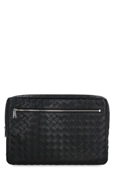 Bottega Veneta Leather Laptop Case In Black