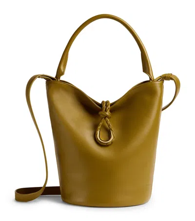 Bottega Veneta Leather Liberta Bucket Bag In Limonite