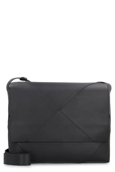 Bottega Veneta Leather Messenger Shoulder Bag In Black