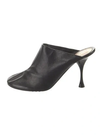Pre-owned Bottega Veneta Leather Mules In Black