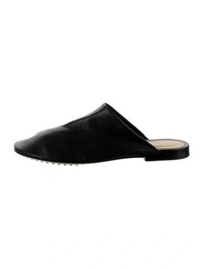 Pre-owned Bottega Veneta Leather Mules In Black