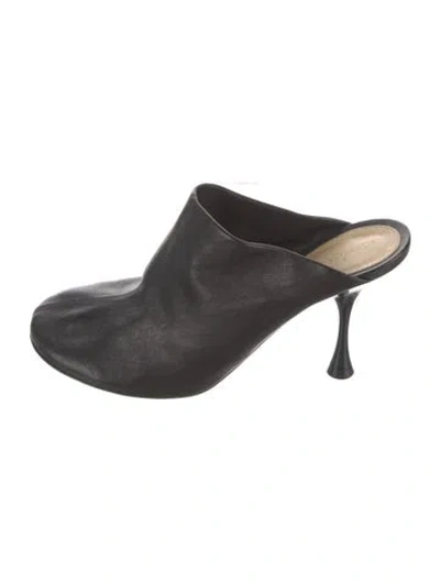Pre-owned Bottega Veneta Leather Mules In Black