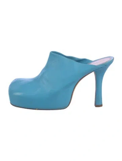 Pre-owned Bottega Veneta Leather Mules In Blue