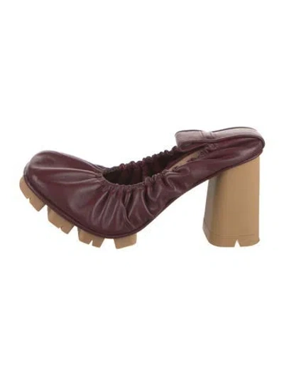 Pre-owned Bottega Veneta Leather Mules In Burgundy