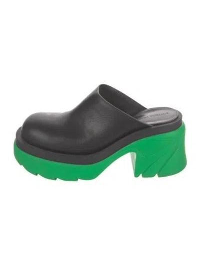Pre-owned Bottega Veneta Leather Mules In Multi
