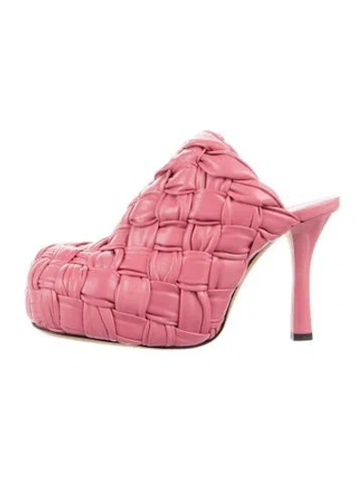 Pre-owned Bottega Veneta Leather Mules In Pink