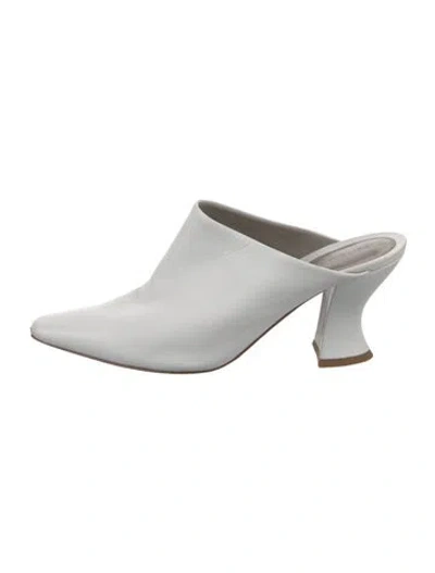 Pre-owned Bottega Veneta Leather Mules In White