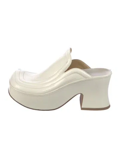 Pre-owned Bottega Veneta Leather Mules In White