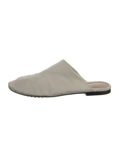 Pre-owned Bottega Veneta Leather Mules In White