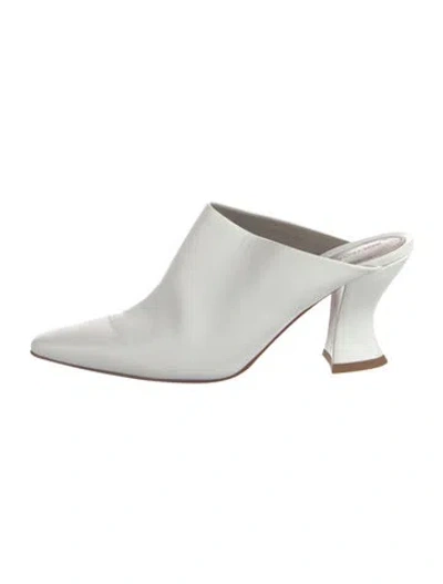 Pre-owned Bottega Veneta Leather Mules In White