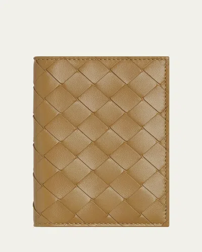 Bottega Veneta Leather Passport Case In Dark Pralinetange-g
