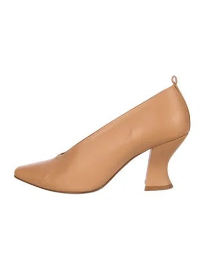 Pre-owned Bottega Veneta Leather Pumps In Neutral