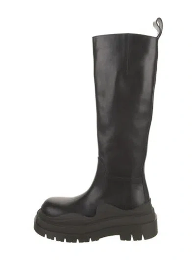 Pre-owned Bottega Veneta Leather Rain Boots In Black
