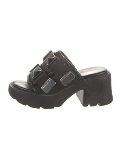 Pre-owned Bottega Veneta Leather Slides In Black
