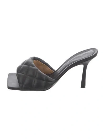 Pre-owned Bottega Veneta Leather Slides In Black