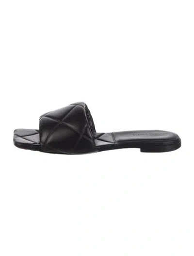 Pre-owned Bottega Veneta Leather Slides In Black