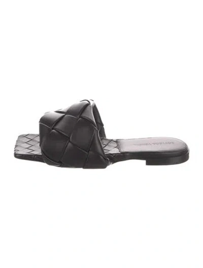 Pre-owned Bottega Veneta Leather Slides In Black