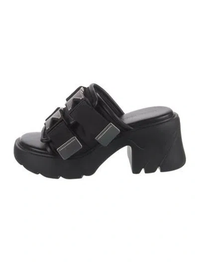 Pre-owned Bottega Veneta Leather Slides In Black