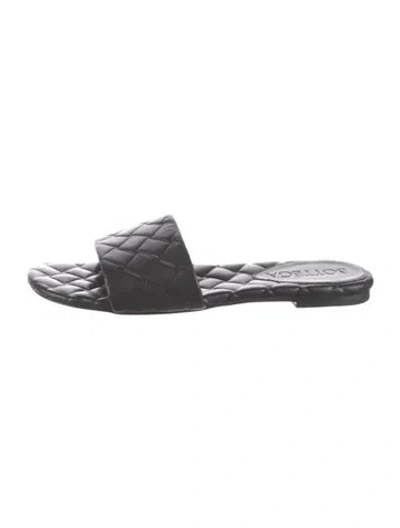 Pre-owned Bottega Veneta Leather Slides In Black