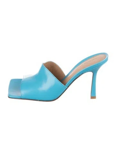 Pre-owned Bottega Veneta Leather Slides In Blue
