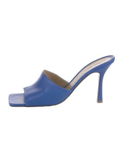 Pre-owned Bottega Veneta Leather Slides In Blue
