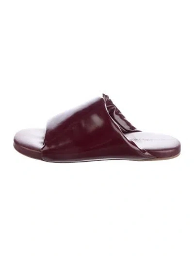 Pre-owned Bottega Veneta Leather Slides In Burgundy