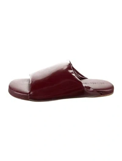 Pre-owned Bottega Veneta Leather Slides In Burgundy