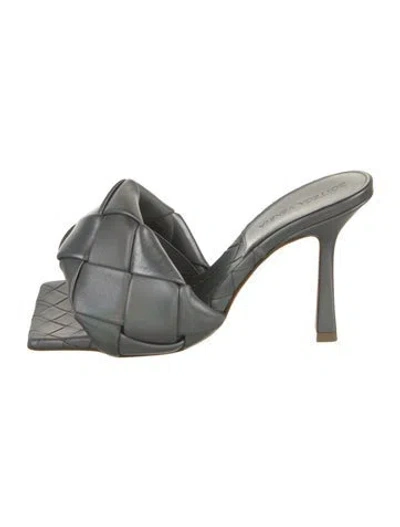 Pre-owned Bottega Veneta Leather Slides In Gray