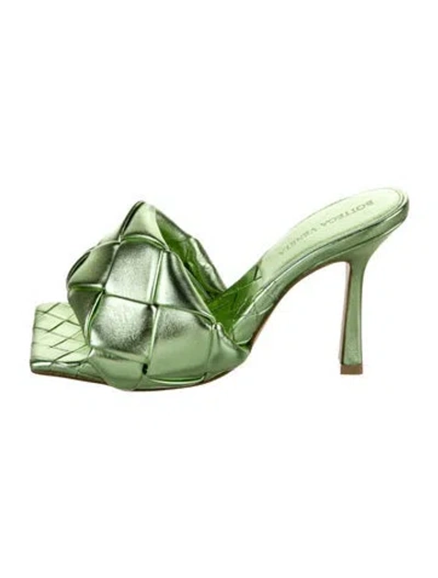 Pre-owned Bottega Veneta Leather Slides In Green
