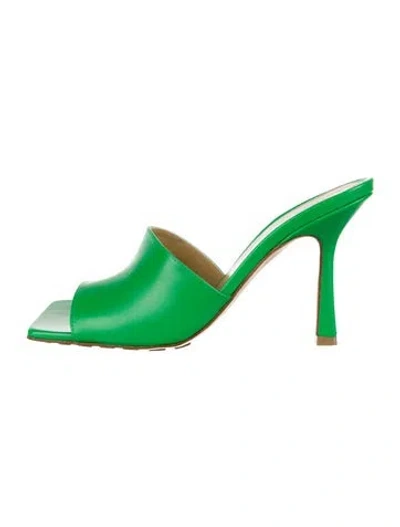 Pre-owned Bottega Veneta Leather Slides In Green
