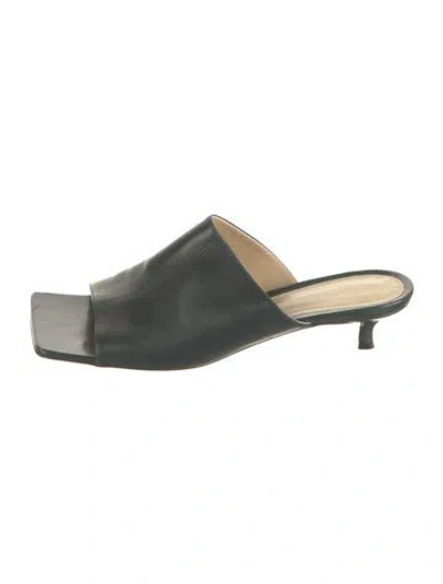 Pre-owned Bottega Veneta Leather Slides In Green