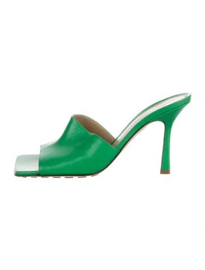 Pre-owned Bottega Veneta Leather Slides In Green
