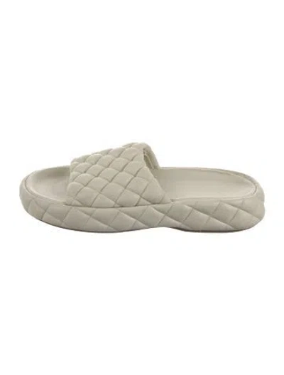 Pre-owned Bottega Veneta Leather Slides In Neutral