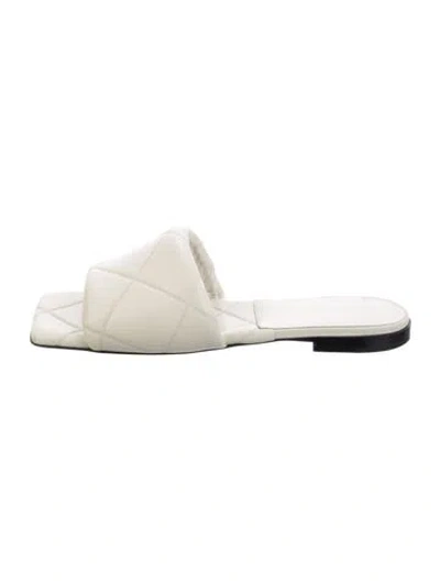 Pre-owned Bottega Veneta Leather Slides In Neutral