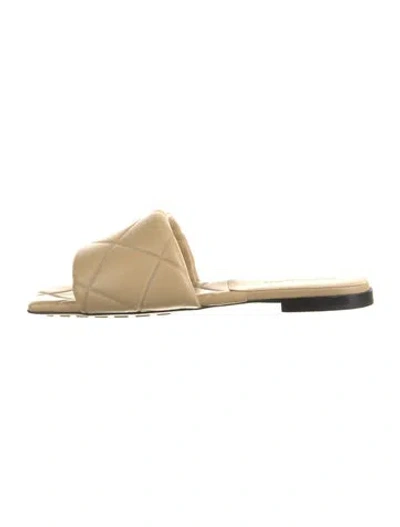 Pre-owned Bottega Veneta Leather Slides In Neutral