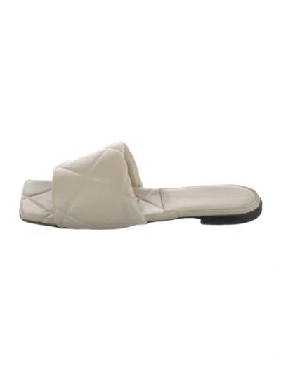 Pre-owned Bottega Veneta Leather Slides In Neutral