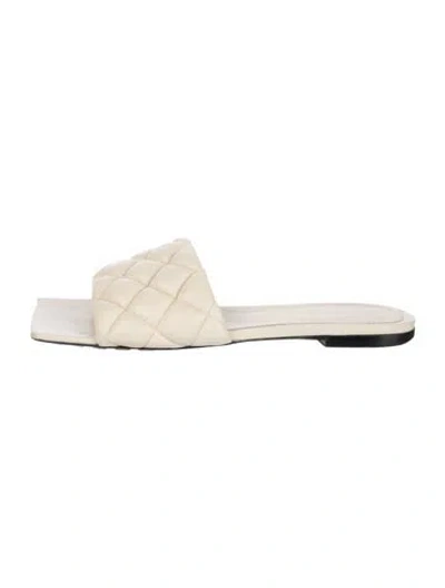 Pre-owned Bottega Veneta Leather Slides In Neutrals