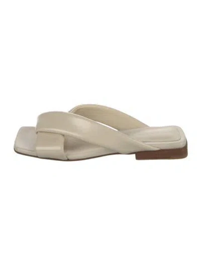 Pre-owned Bottega Veneta Leather Slides In Neutrals