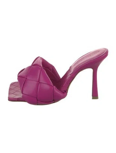 Pre-owned Bottega Veneta Leather Slides In Pink