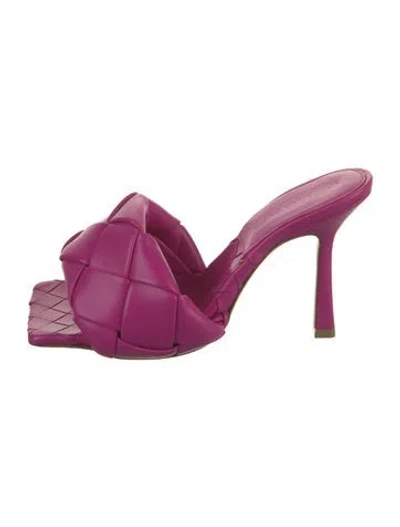 Pre-owned Bottega Veneta Leather Slides In Pink