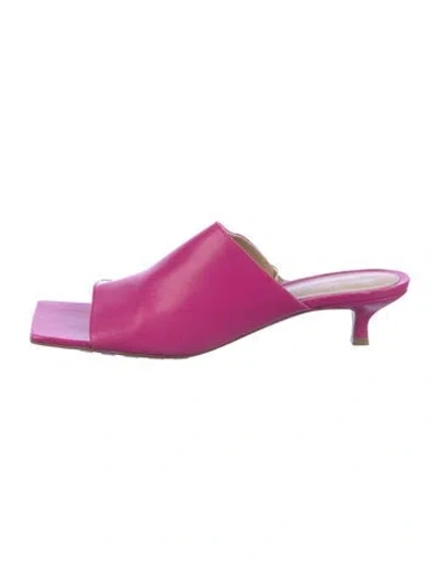 Pre-owned Bottega Veneta Leather Slides In Pink